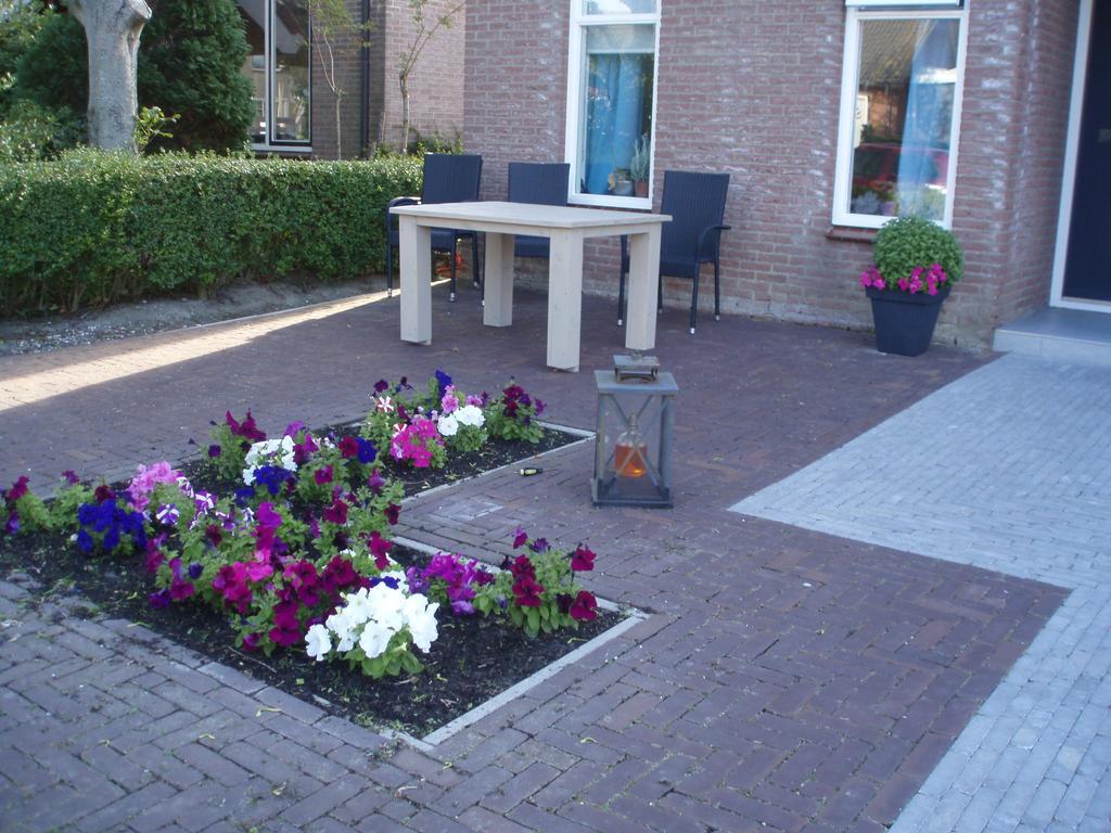 B&B Fam. Tavenier Vrouwenpolder Kamer foto